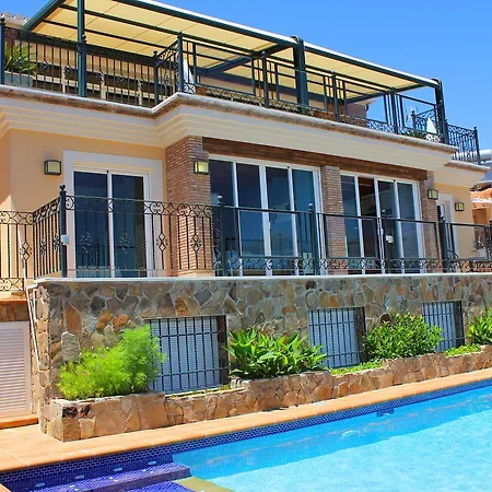 Vista Lara Villa