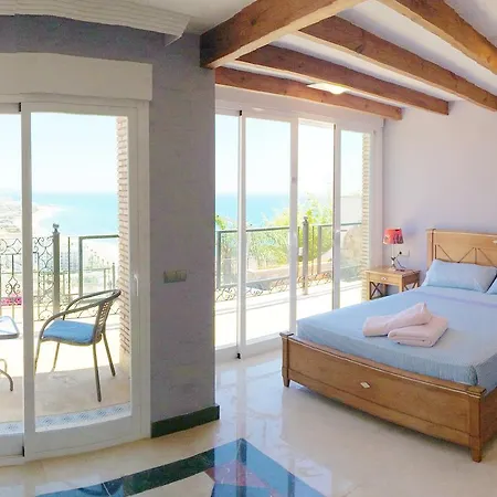 Vista Lara * Nerja