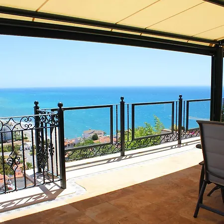 Vista Lara Villa Nerja