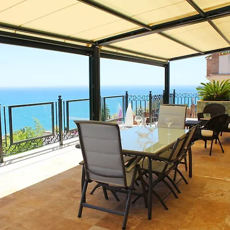 Villa Vista Lara *